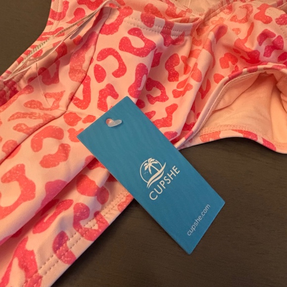 Cupshe Pink Leopard Cut Out One Piece Swim Suit Size Medium - Picture 5 of 6